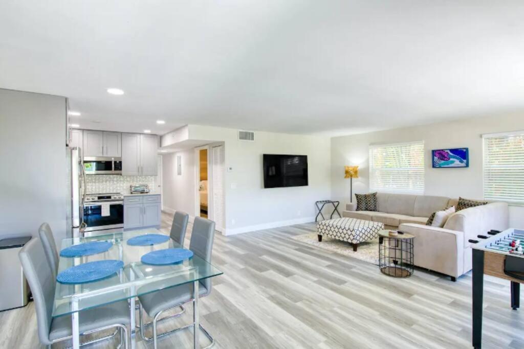 Dog Friendly Condo With Beach Access, Hot Tub, Firepit 西棕榈滩 外观 照片
